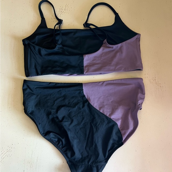 🏊‍♀️ Athleta Bikini Swimsuit - Picture 4 of 6